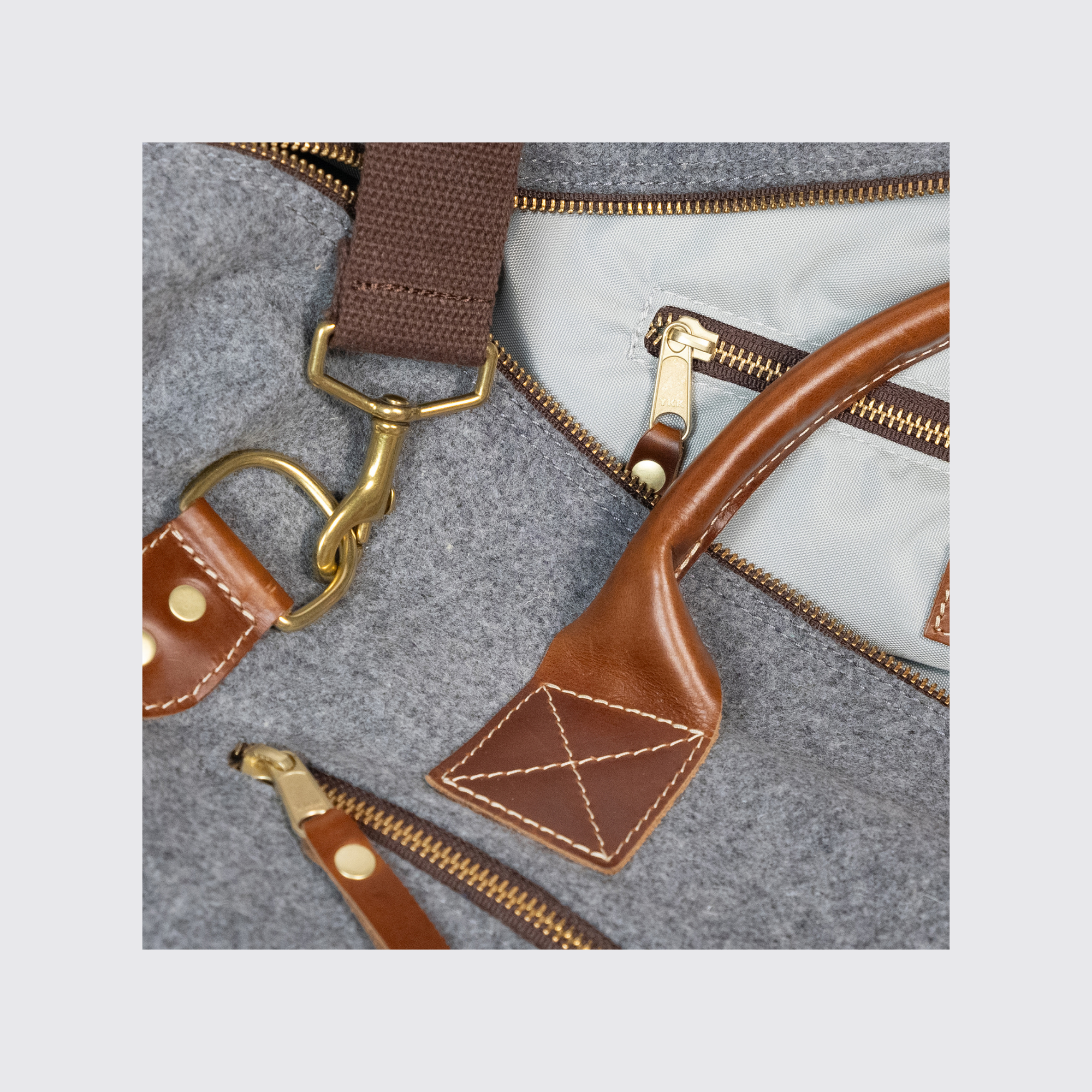 Heritage Gear USフラッグ ウィークエンダー ダッフルバッグ グレー