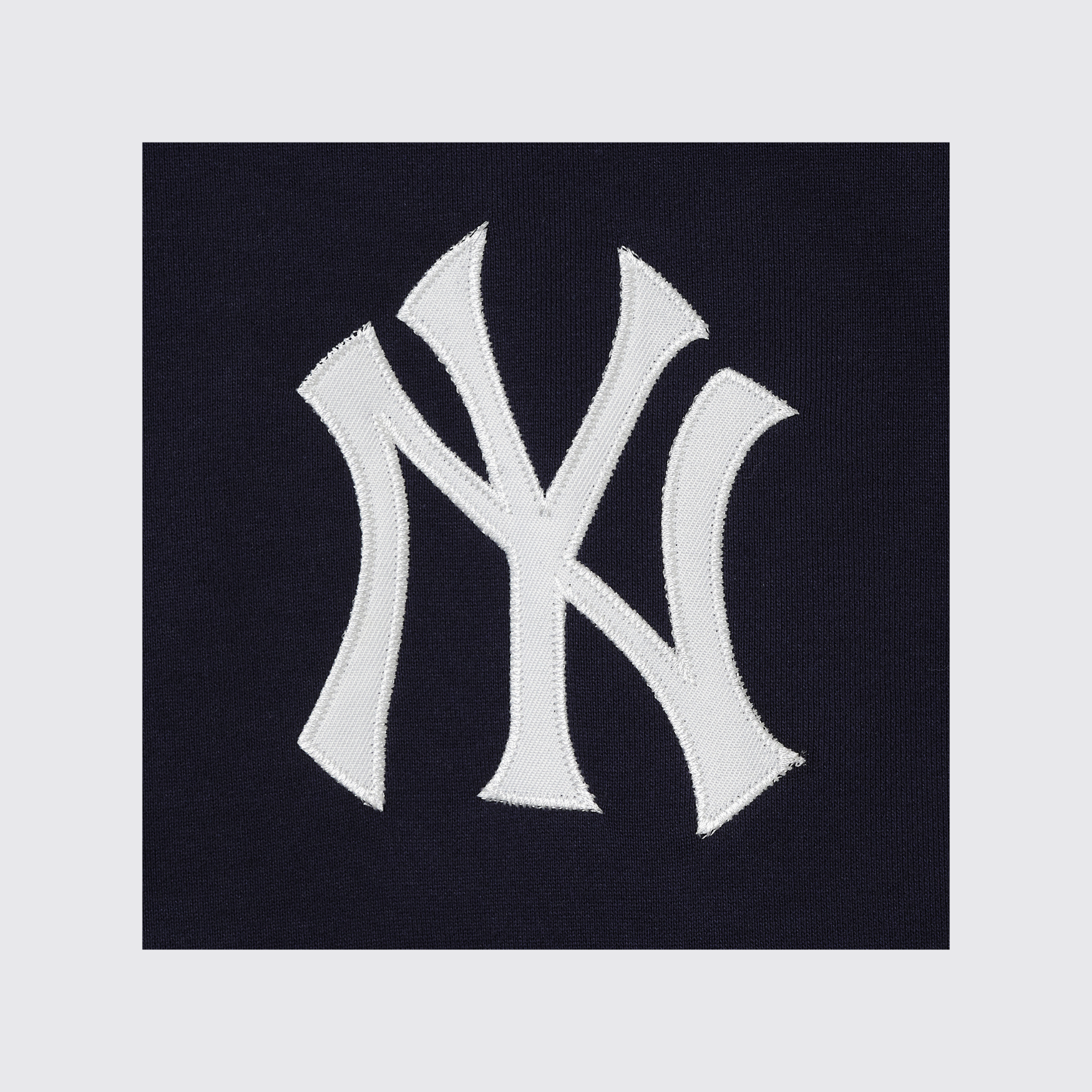 MLB_ヤンキース スタンダード エンブレムロゴ フーディー ネイビー -L